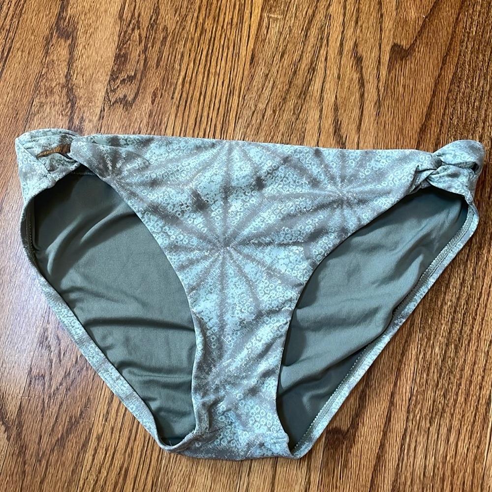 CARVE Designs Bikini Bottom Sz. Medium EUC